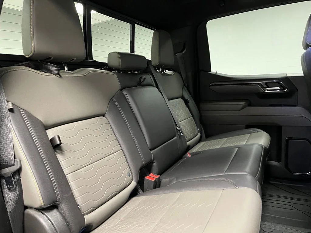 Used 2022 Blue Chevrolet ZR2 image 51
