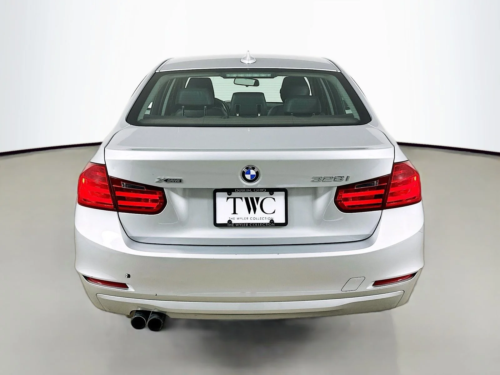 Used 2014 Silver BMW  image 6