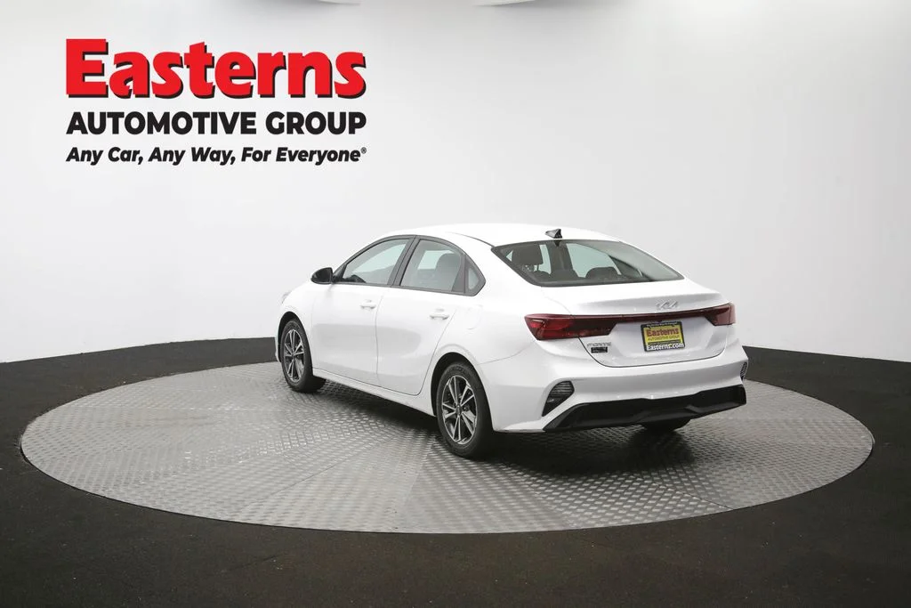 Used 2023 White Kia LXS image 64