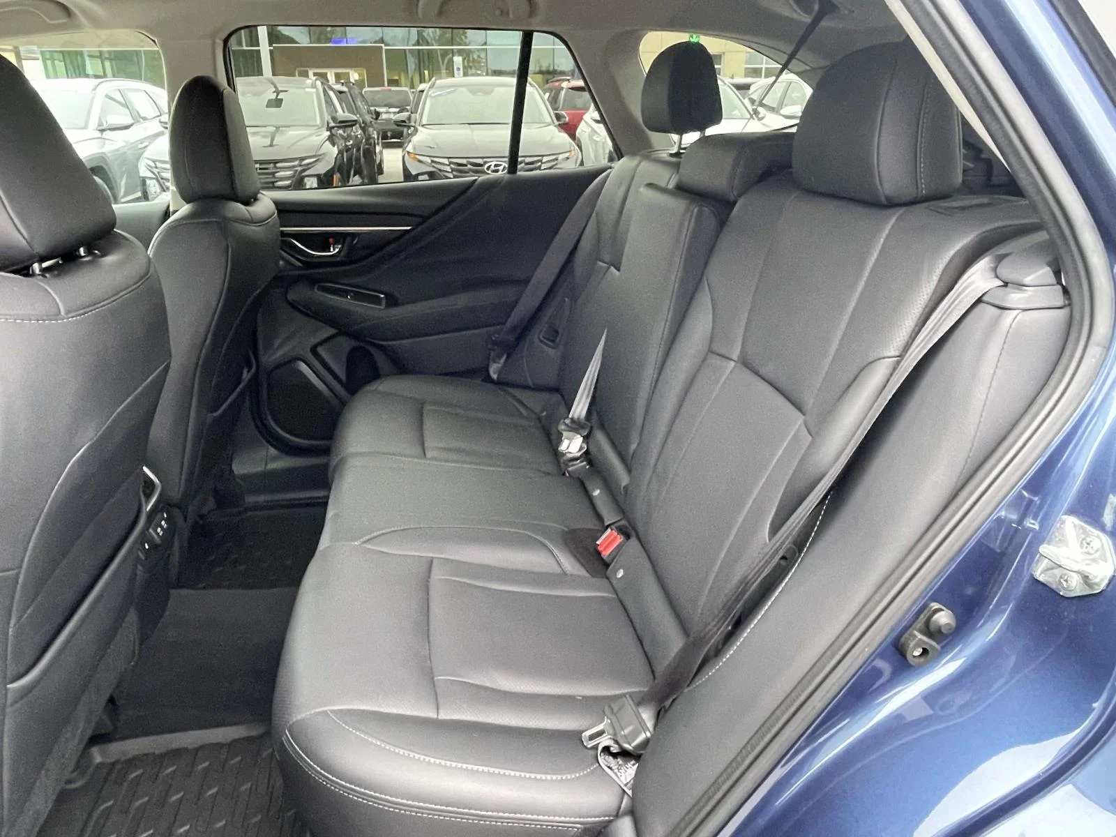 Used 2021 Abyss Blue Pearl Subaru Limited image 3