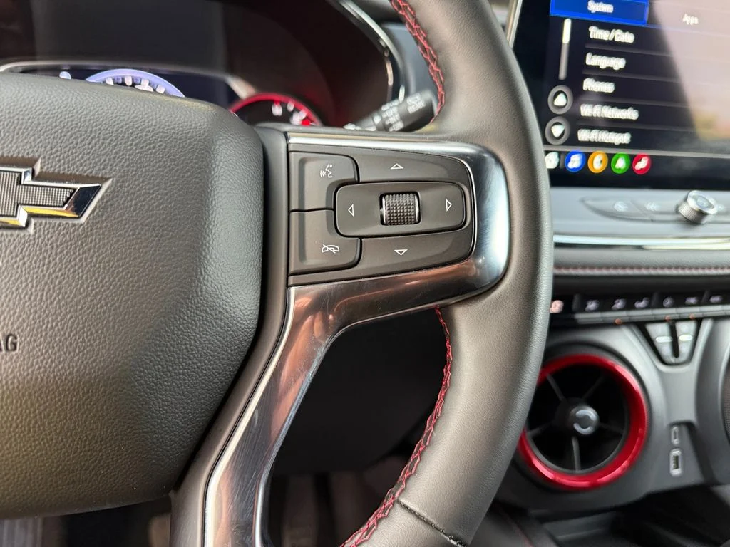 Used 2025 Black Chevrolet RS image 25