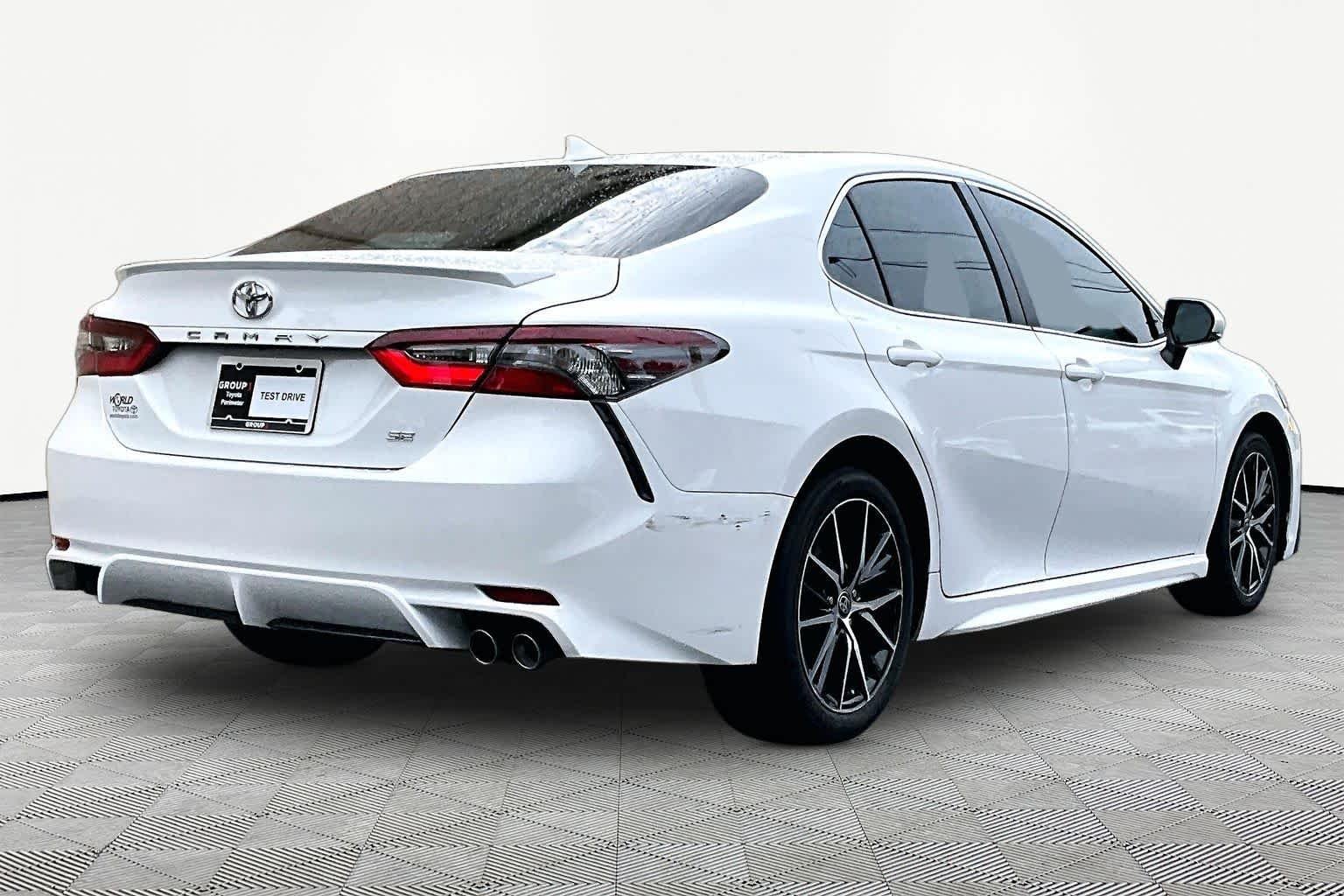 Certified Used 2024 Ice Cap Toyota SE image 13