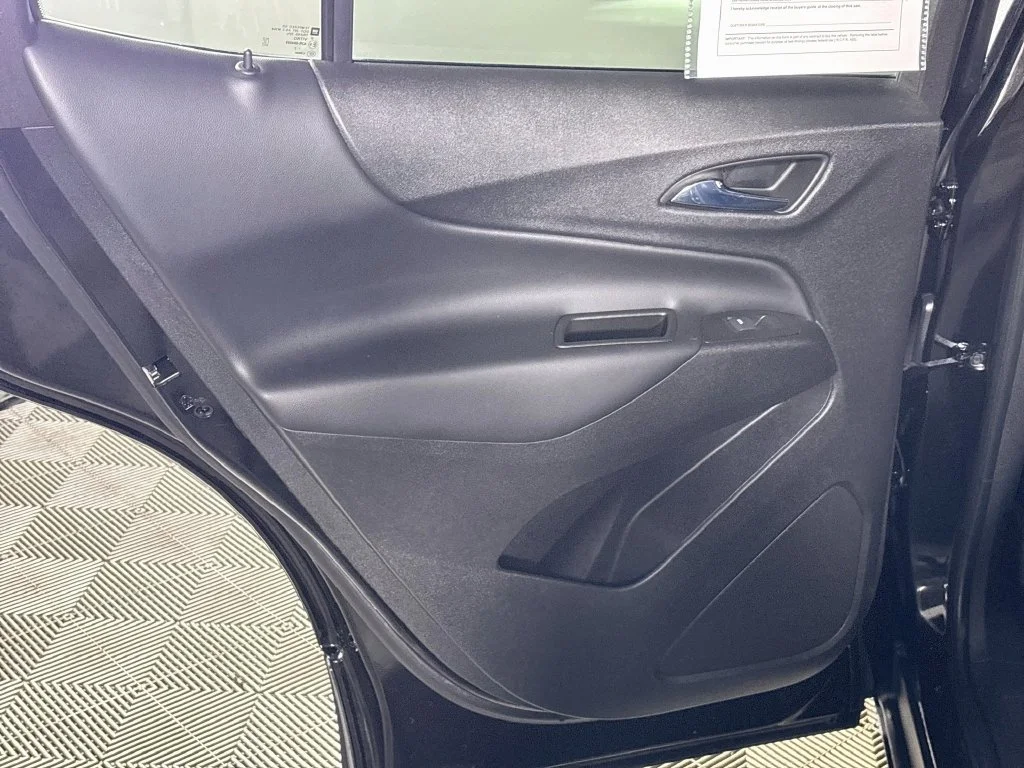 Used 2022 Black Chevrolet LT image 18