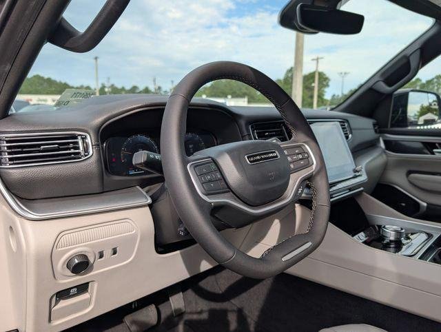 New 2026 High Gloss Black Exterior Paint Jeep Grand Wagoneer image 30