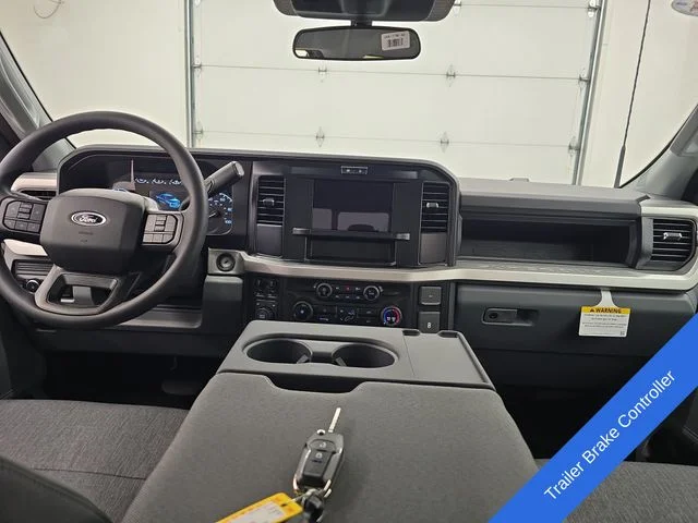 New 2026 Oxford White Ford F-350® XL image 15