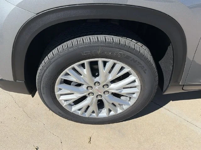 New 2027 Silver GMC Elevation image 9