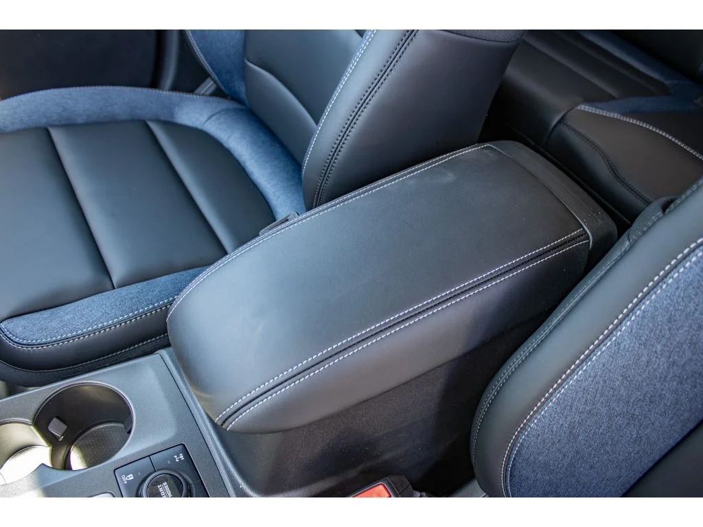 New 2026 Carbonized Gray Metallic Ford Outer Banks® image 34