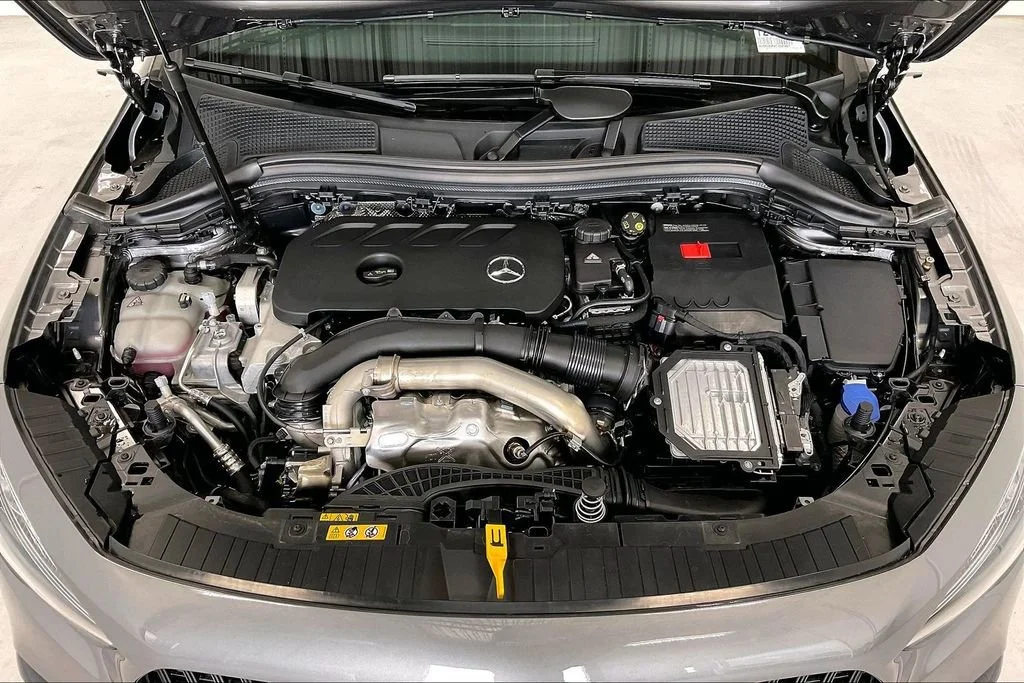 New 2026 Mountain Grey Metallic Mercedes-Benz GLA 250 image 28