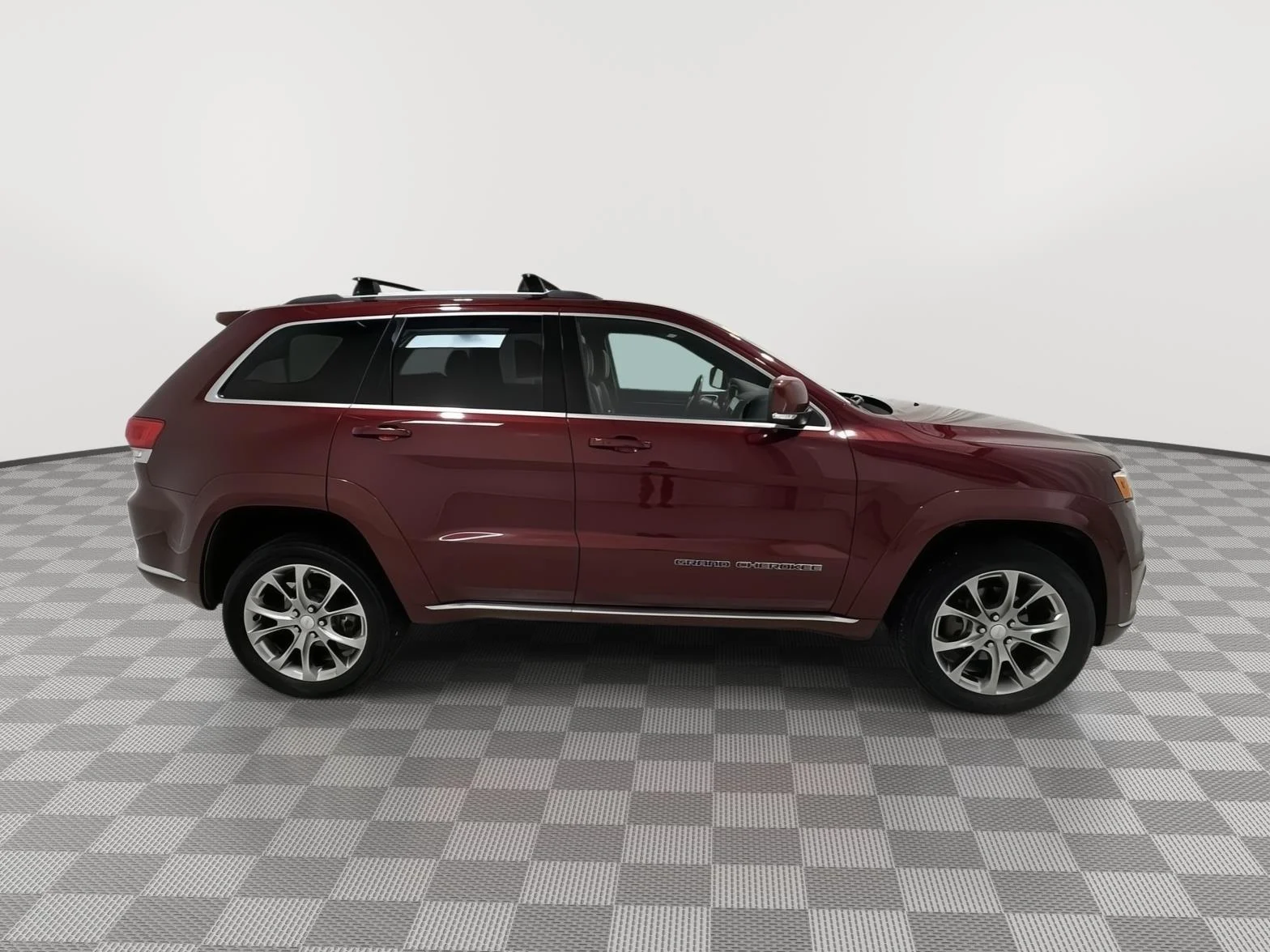 Used 2019 Velvet Red Pearlcoat Jeep Summit image 6