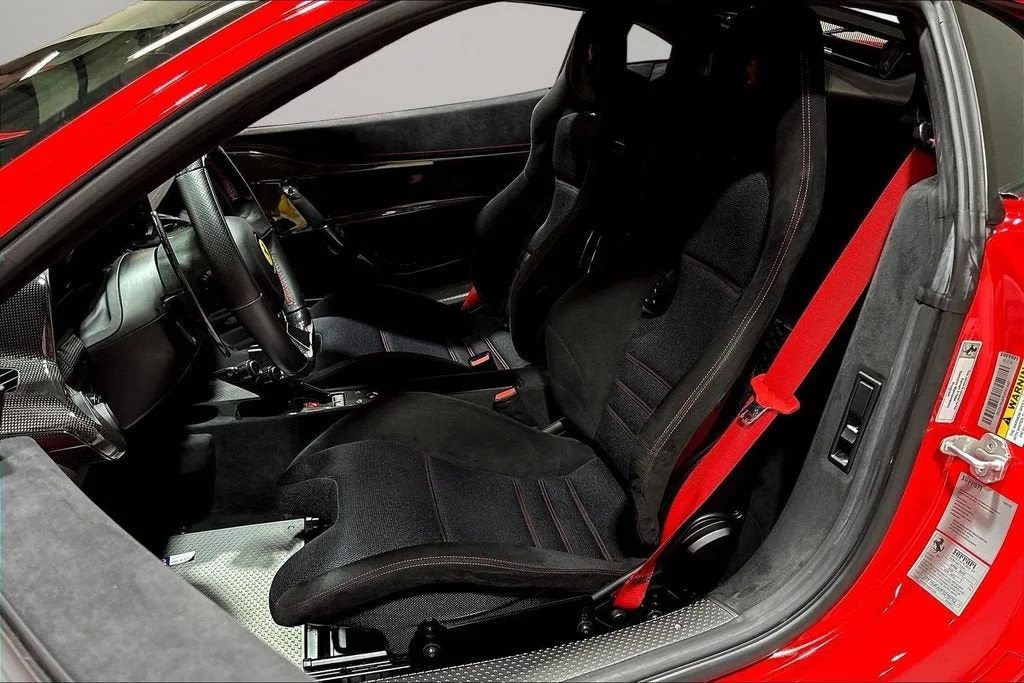 Certified Used 2015 Rosso Scuderia Ferrari Speciale image 19