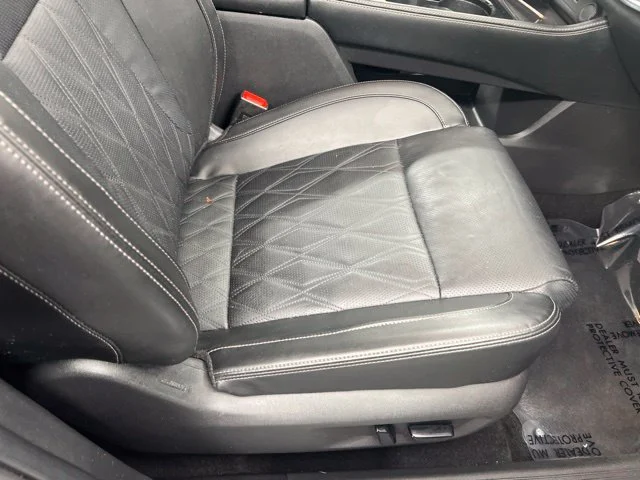 Used 2023 Gray Nissan Platinum image 25
