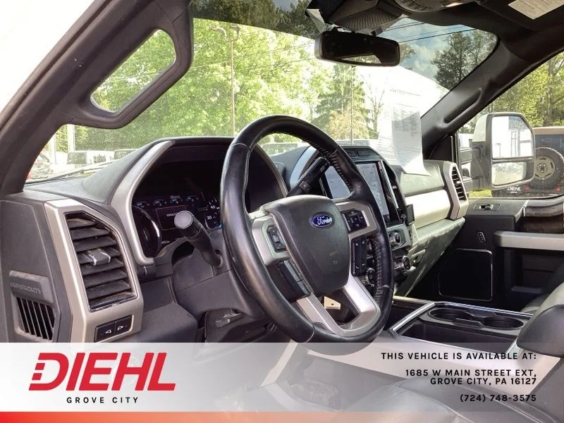 Used 2022 White Ford Lariat image 19