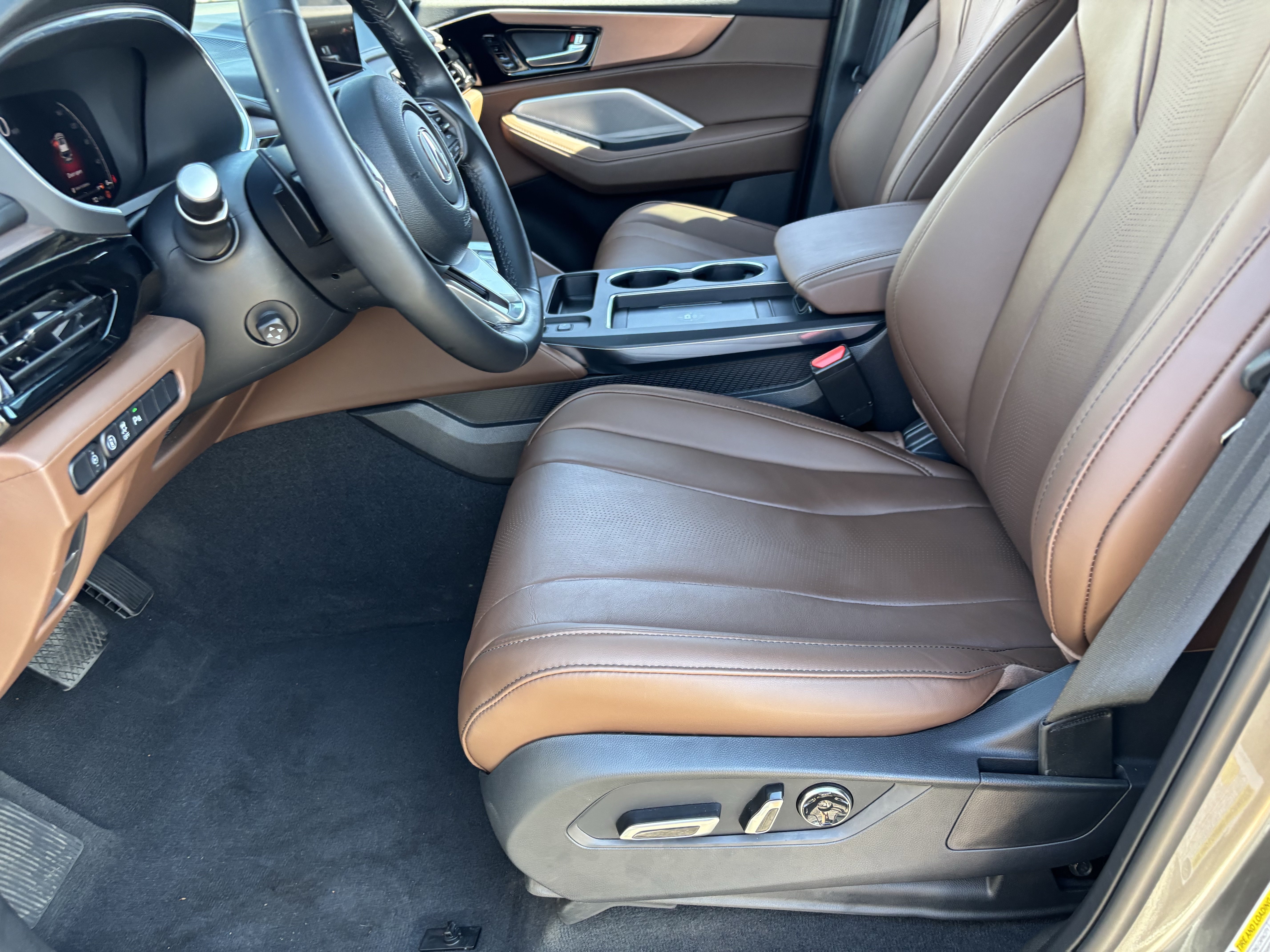 Used 2025 Gray Acura w/Technology Package image 19