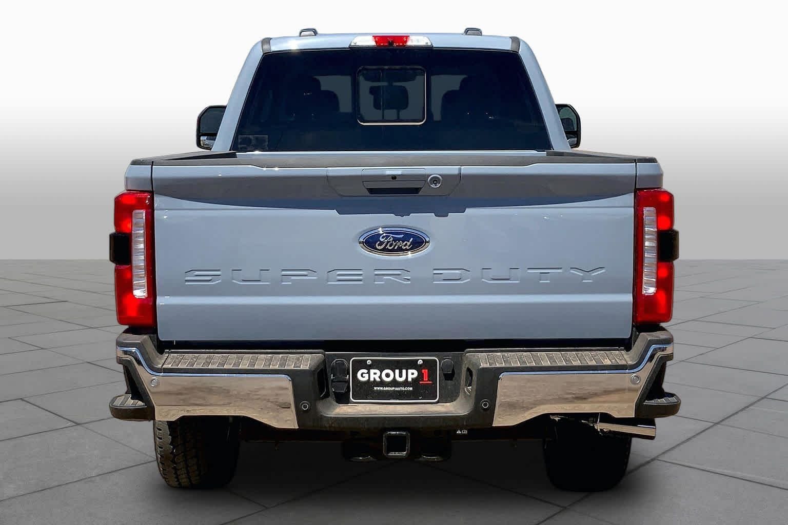New 2026 Glacier Gray Metallic Tri-Coat Ford F-250® Lariat® image 4