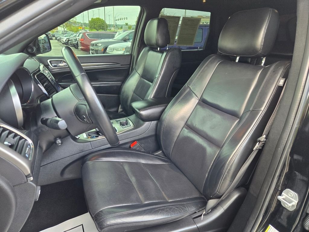 Used 2019 Black Jeep Limited image 15