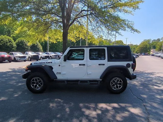 Used 2024 White Jeep Rubicon image 2