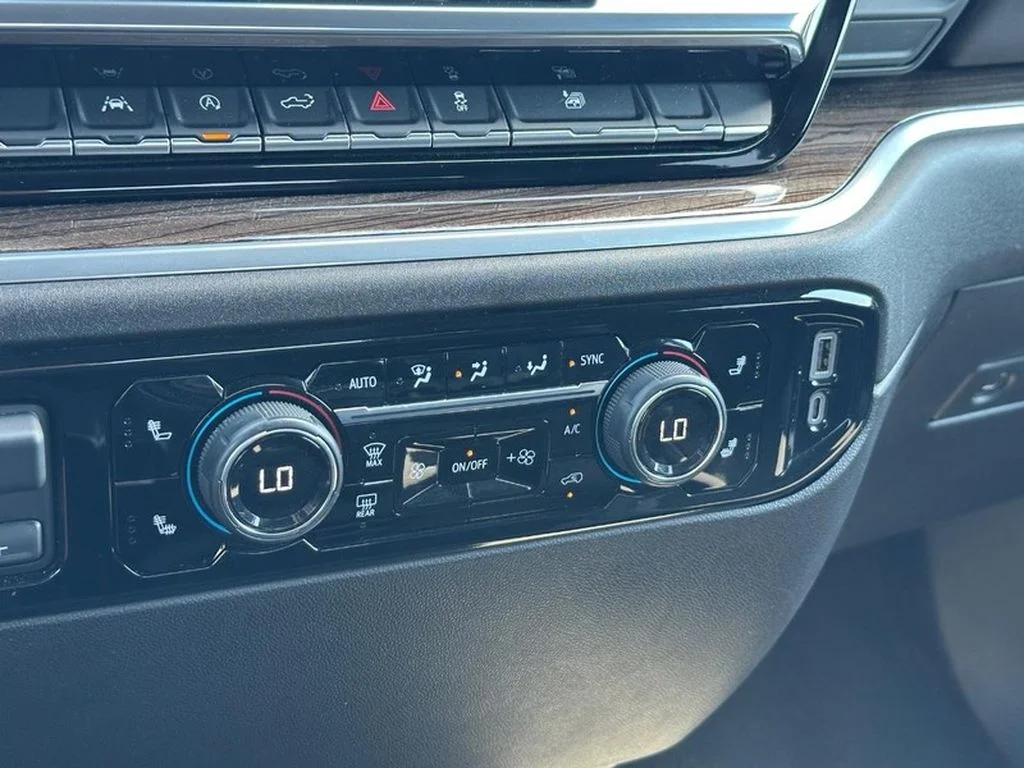 Used 2026 Summit White Chevrolet RST image 18