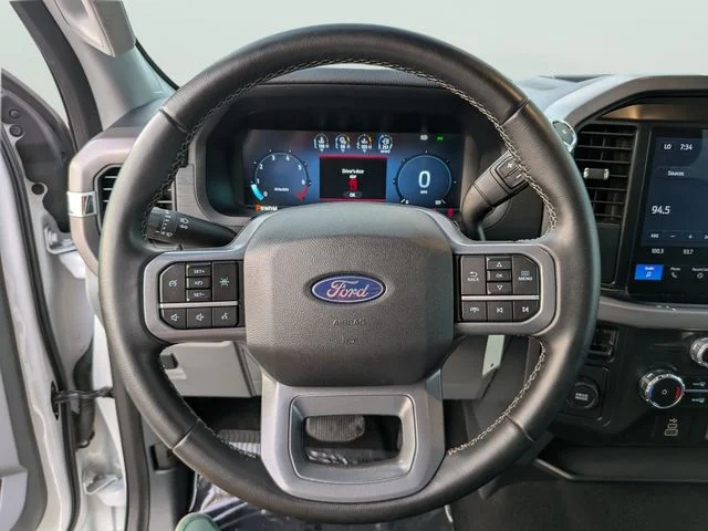Used 2025 White Ford XLT image 23