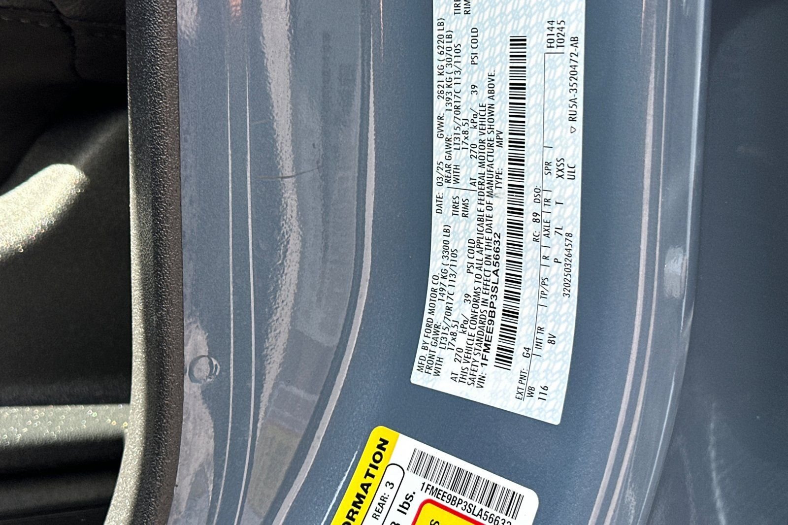 Used 2025 Gray Ford Badlands image 34