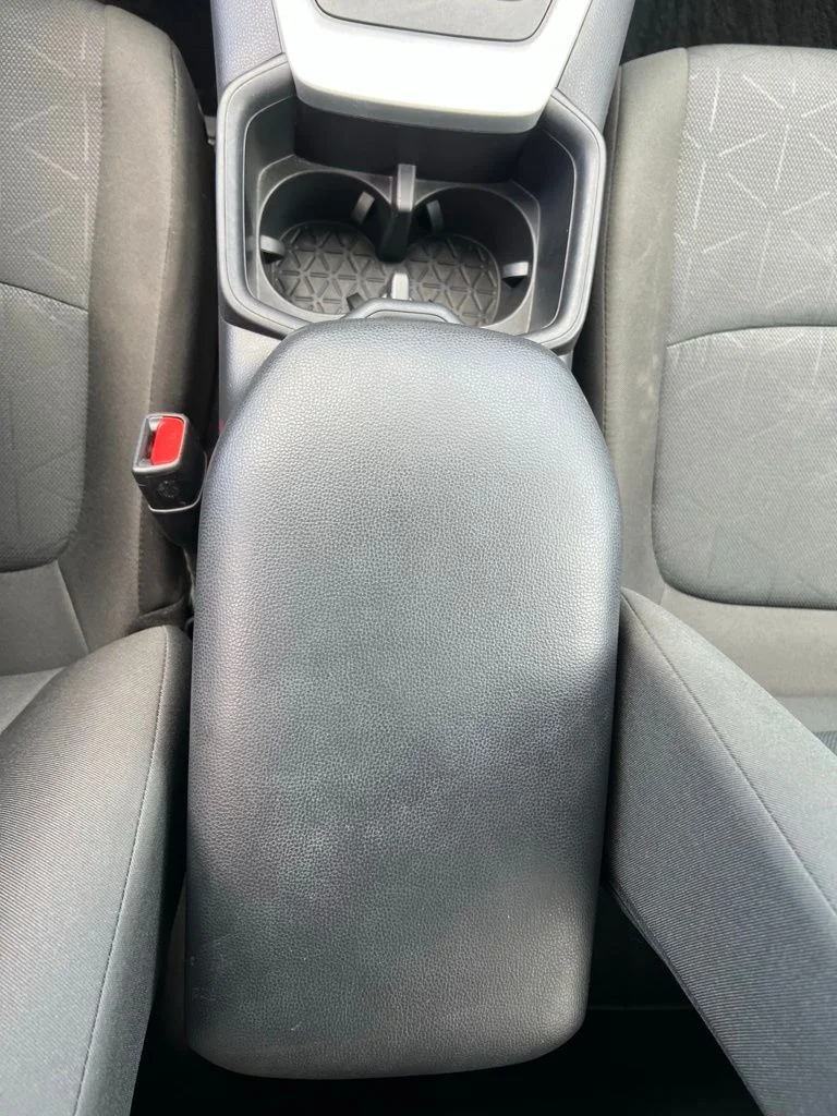 Used 2025 Midnight Black Metallic Toyota XLE image 17