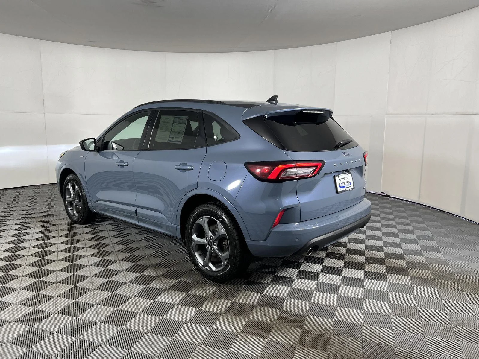 Used 2023 Vapor Blue Ford ST-Line image 7