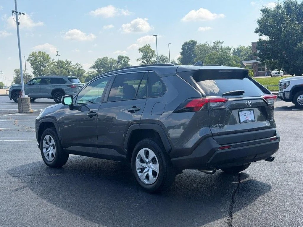 Used 2019 Gray Toyota LE image 7