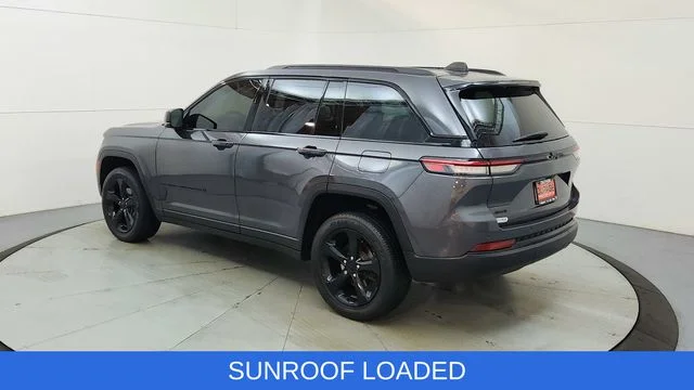 Used 2024 Gray Jeep Altitude X image 7