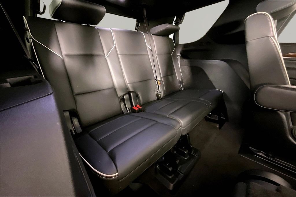 Used 2023 White Cadillac Premium Luxury image 24