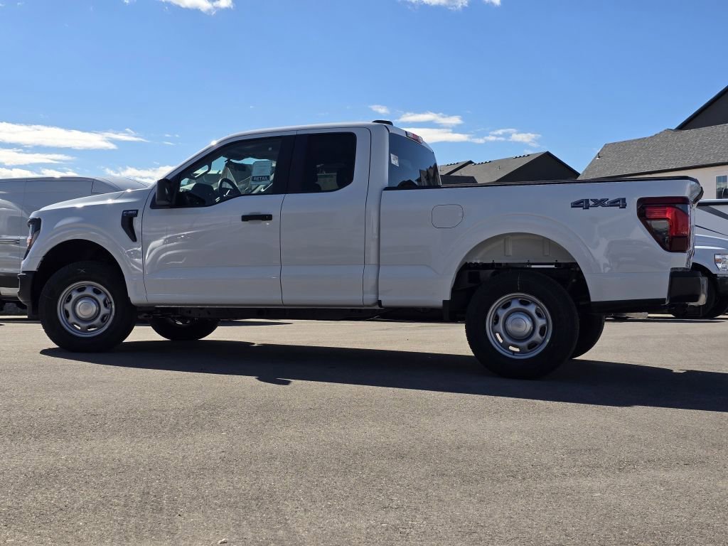 New 2026 Oxford White Ford XL image 18