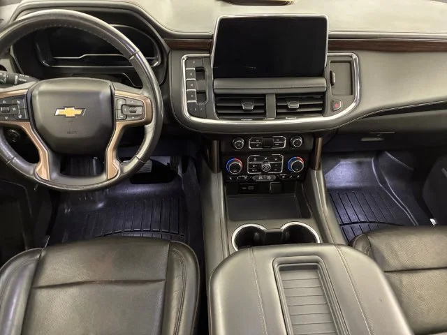 Certified Used 2023 BLACK Chevrolet High Country image 21