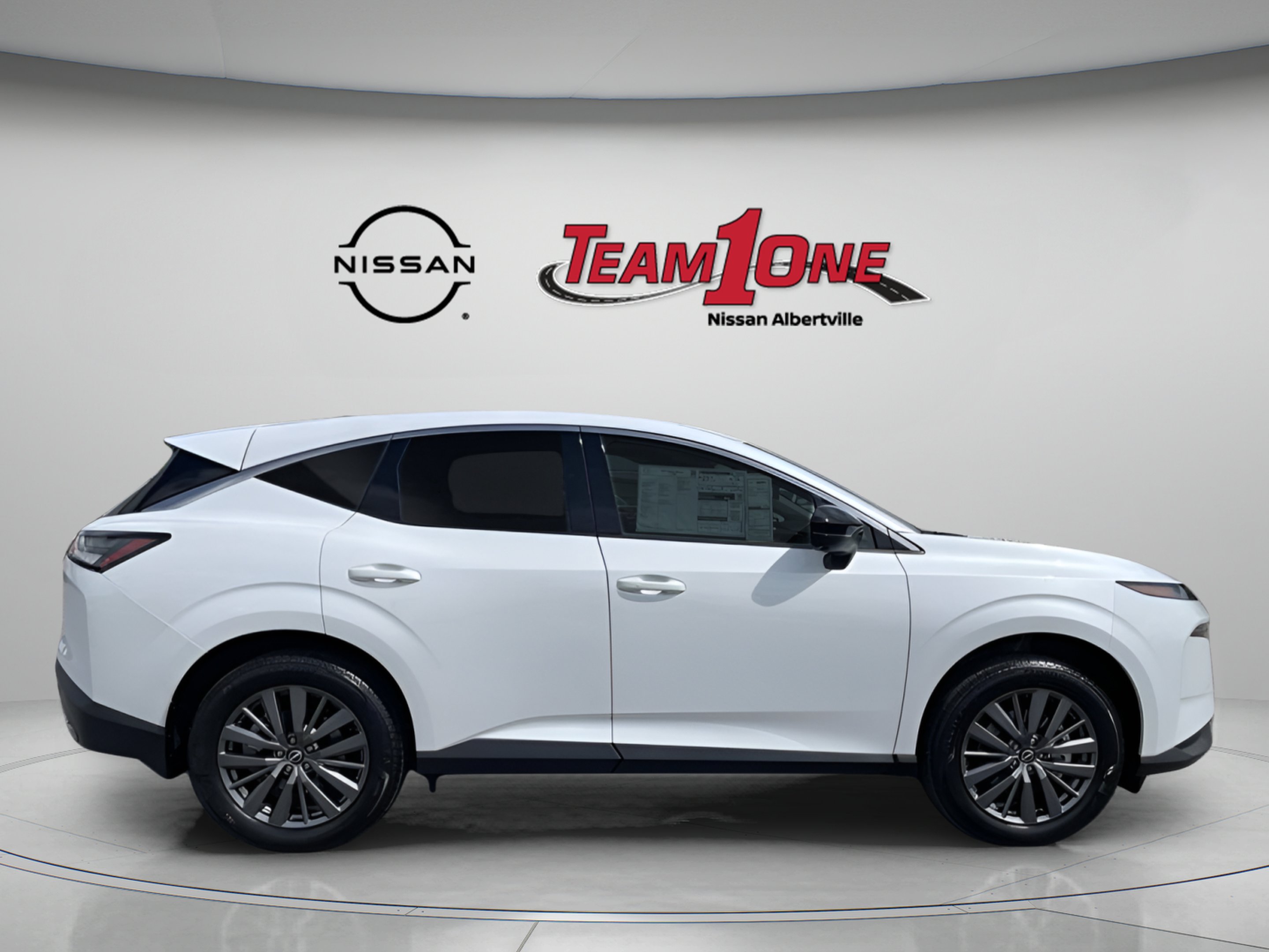 New 2026 Everest White Pearl TriCoat Nissan SL image 8