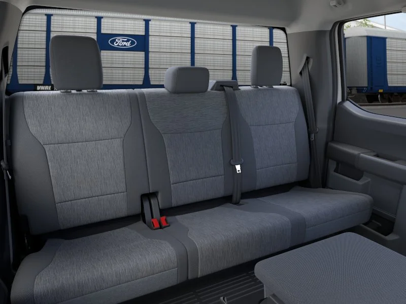New 2026 Oxford White Ford XL image 11