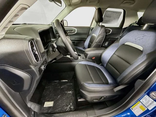 New 2026 Velocity Blue Metallic Ford Outer Banks® image 55