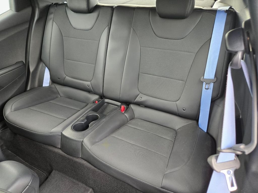 2022 Hyundai Veloster N - Photo 18