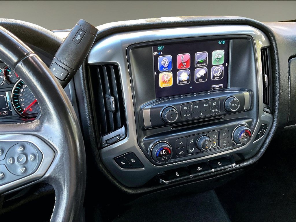 Used 2018 Red Chevrolet LT image 17