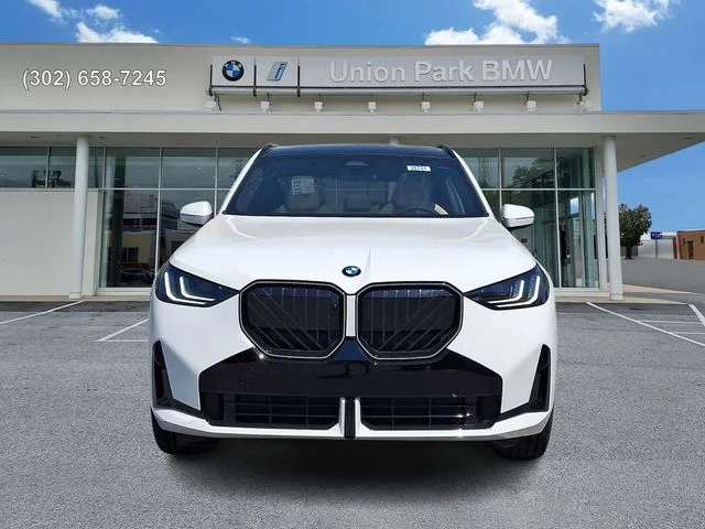 New 2026 Alpine White BMW 30 xDrive image 2