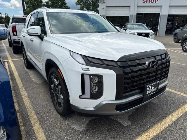 Used 2024 Hyper White Hyundai SEL 7P AWD image 6