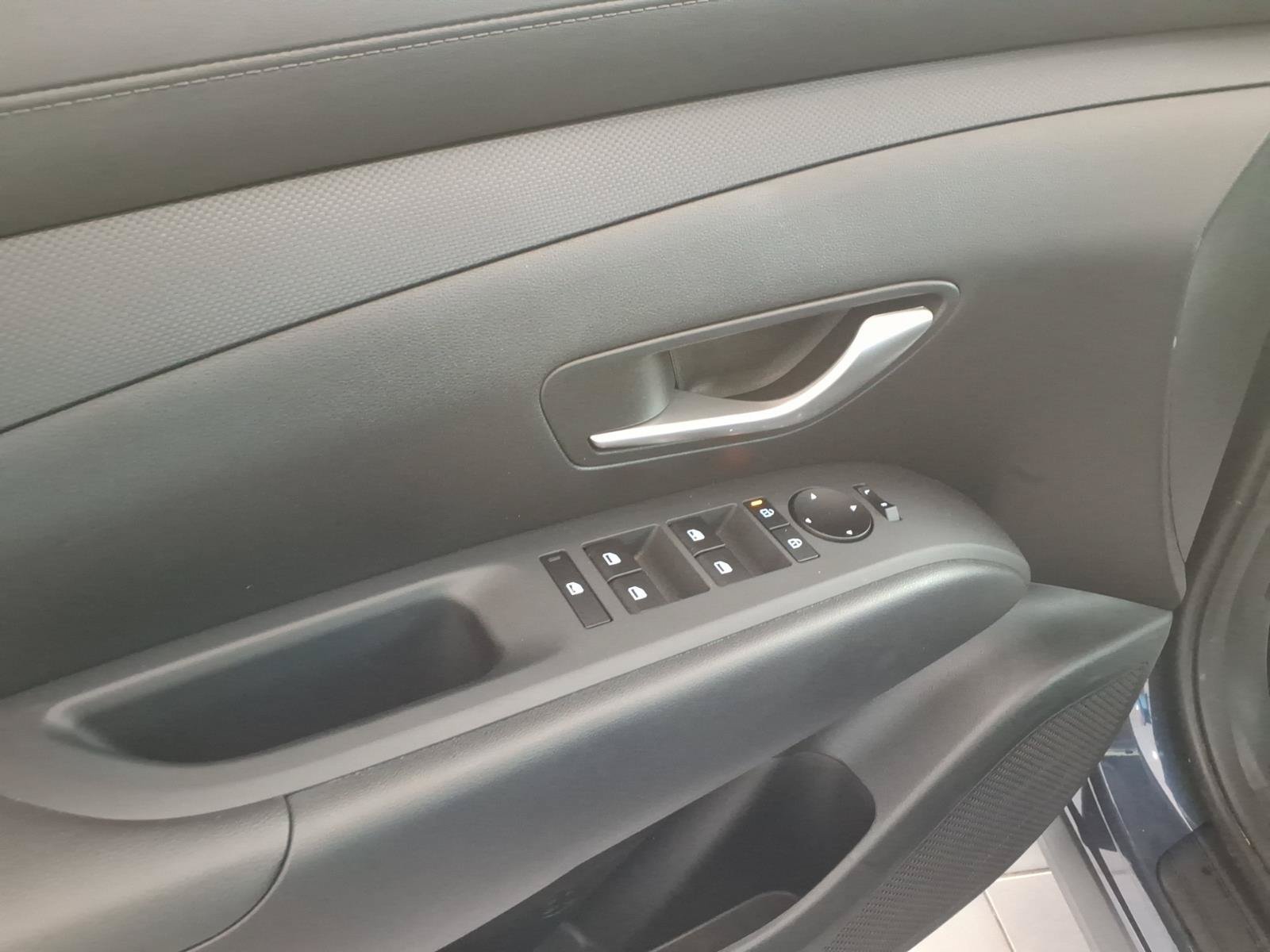 2026 Hyundai Tucson SE - Photo 12
