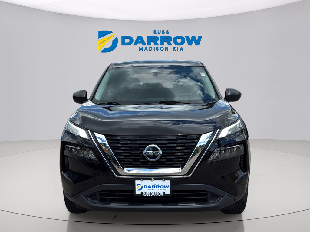 Used 2021 Super Black Nissan S image 8