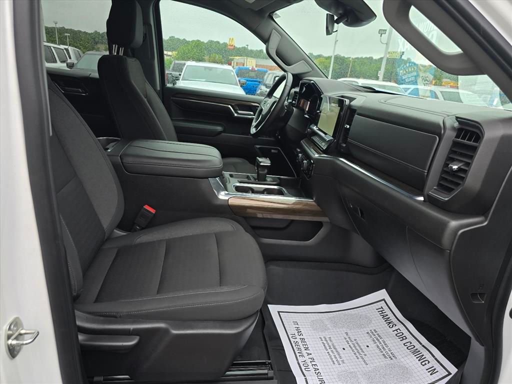 Used 2024 White Chevrolet RST image 14