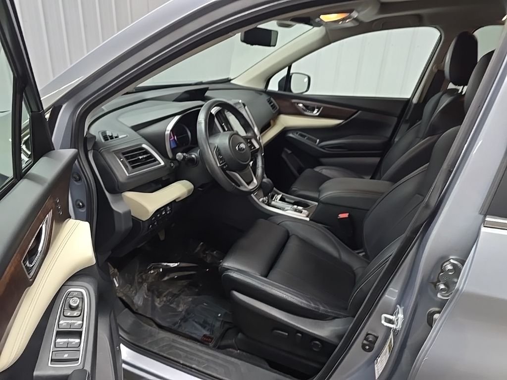Used 2022 Ice Silver Metallic Subaru Touring image 25