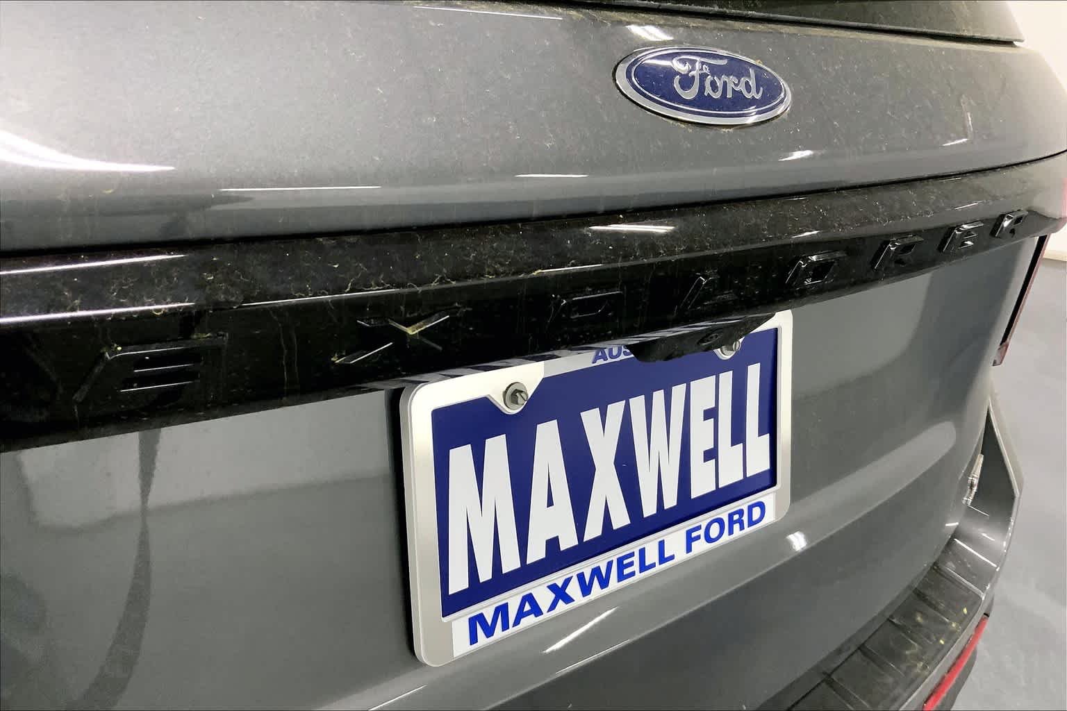 Used 2025 Carbonized Gray Ford ST image 13