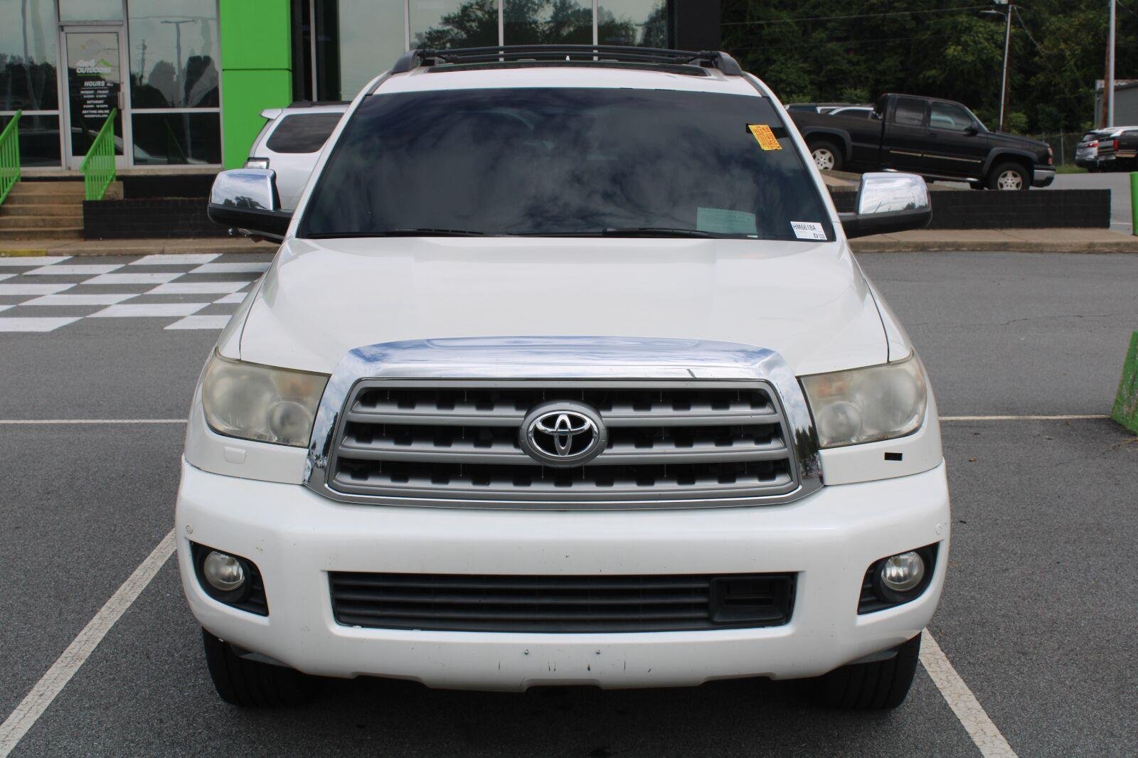 Used 2010 Blizzard Pearl Toyota Platinum image 2