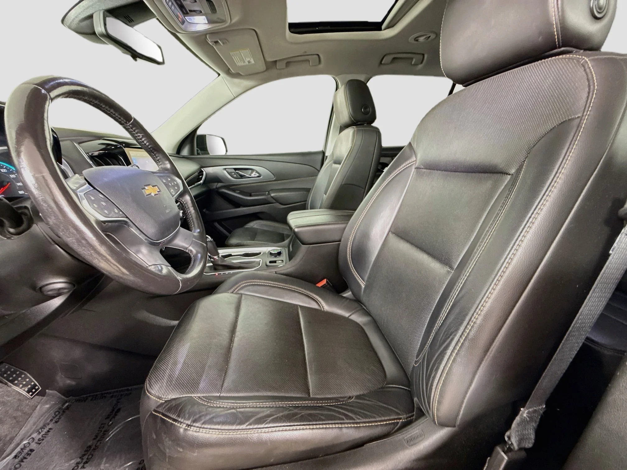 Used 2020 SILVER ICE METALLIC Chevrolet Premier image 23