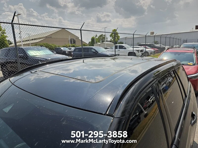 Used 2023 Black Metallic LINCOLN RESERVE image 7