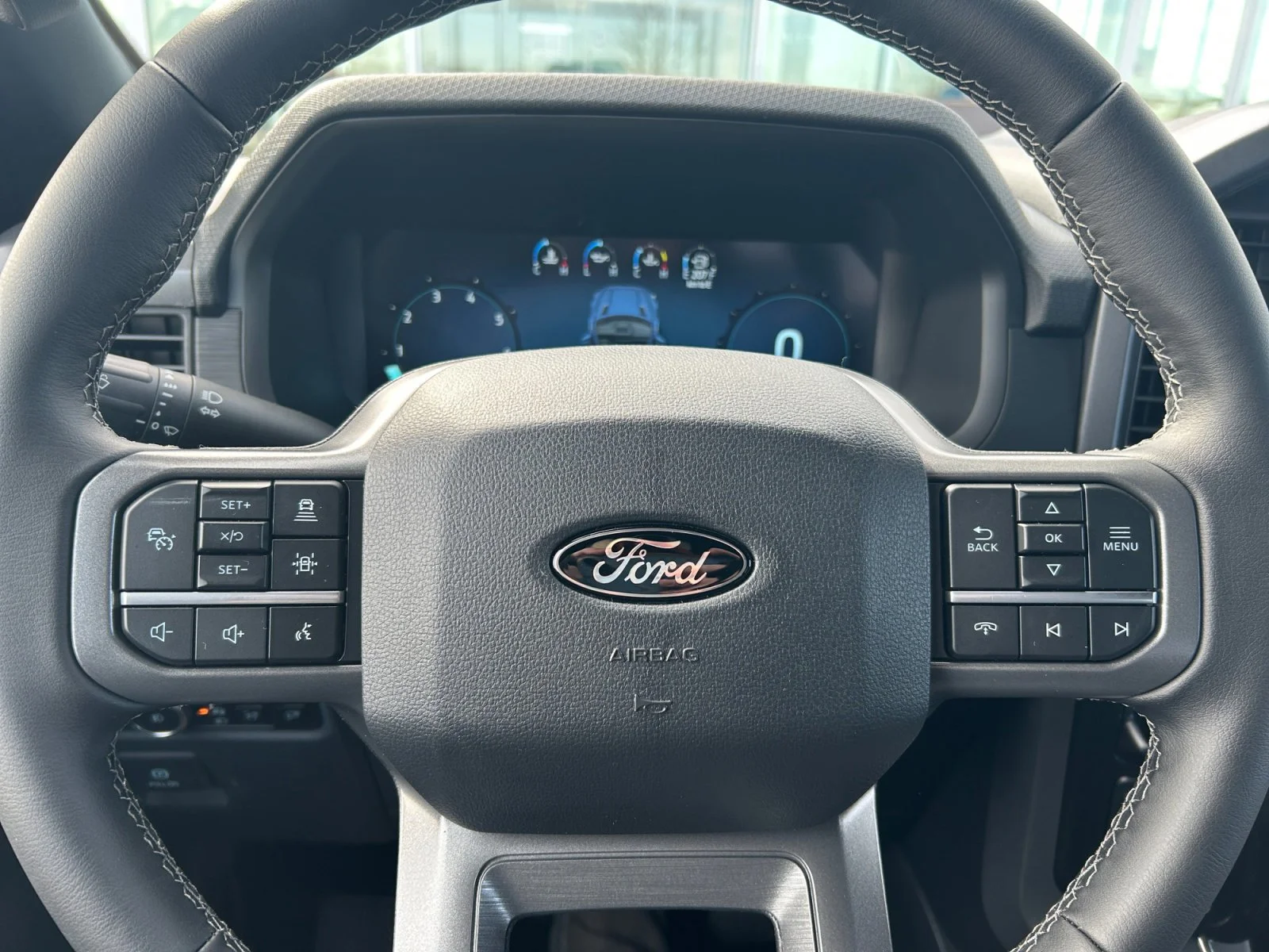 New 2026 Agate Black Metallic Ford XLT image 21