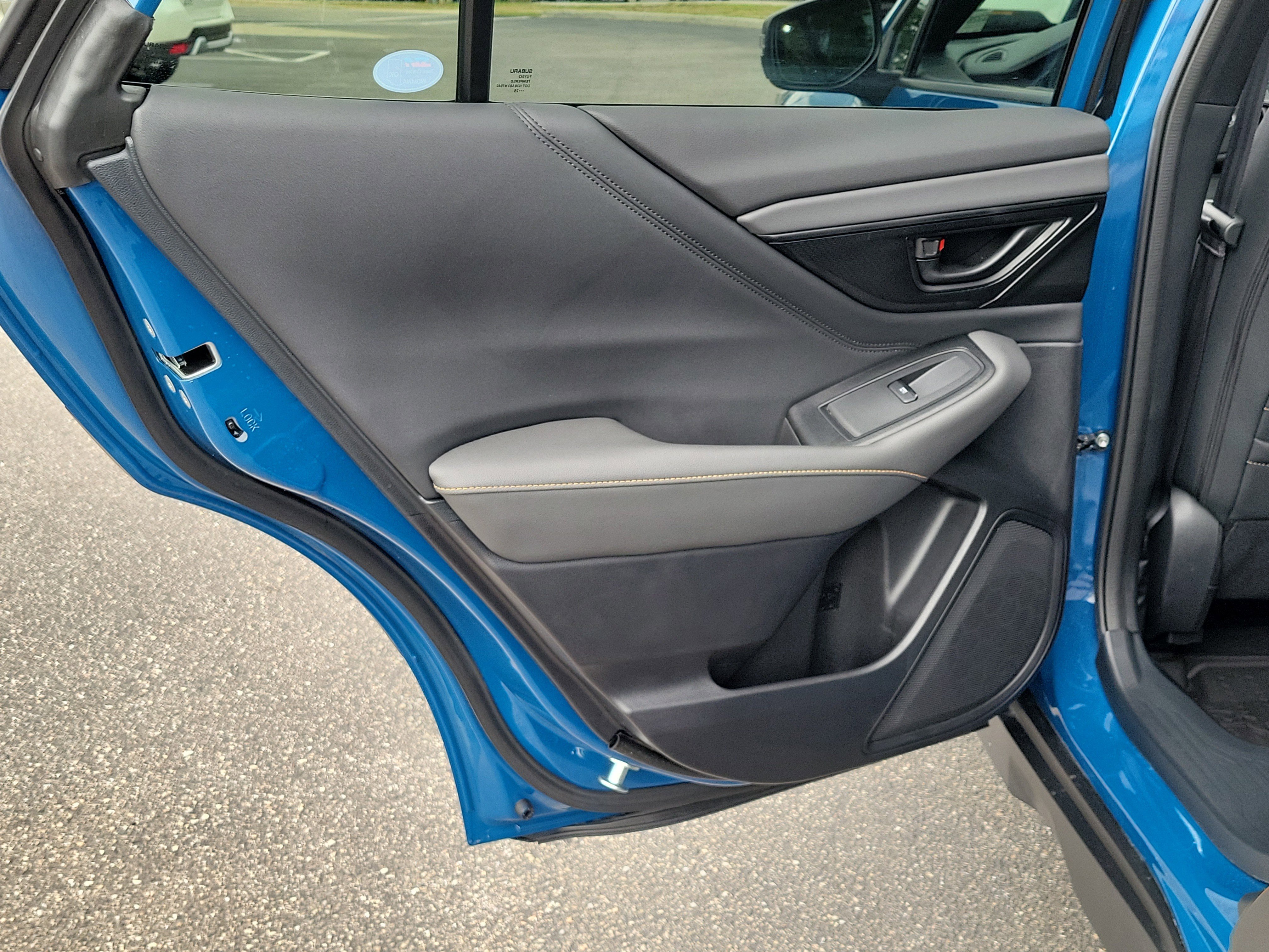 Used 2025 Geyser Blue Subaru Wilderness image 12
