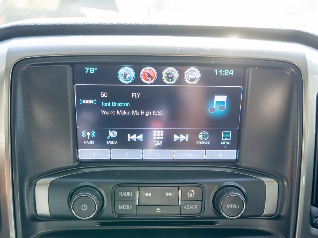 Used 2018 Silver Chevrolet LT image 21