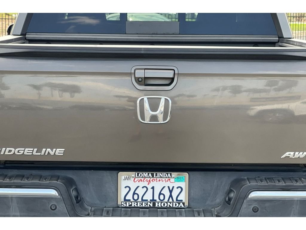 Used 2020 Pacific Pewter Metallic Honda RTL-E image 48