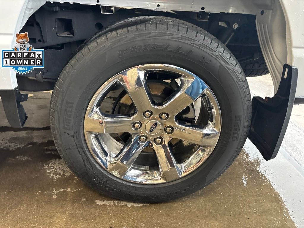 Used 2023 Oxford White Ford XLT image 10